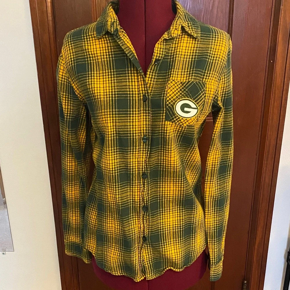 Green Bay Packers NFL Juniors Collection Green and Gold flannel shirt - Picture 1 of 5